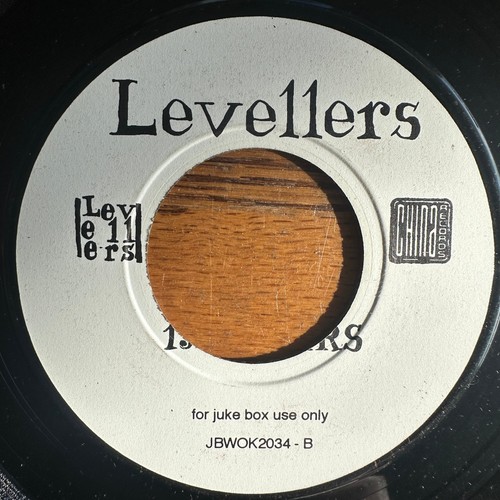 Levellers belfry single - –,