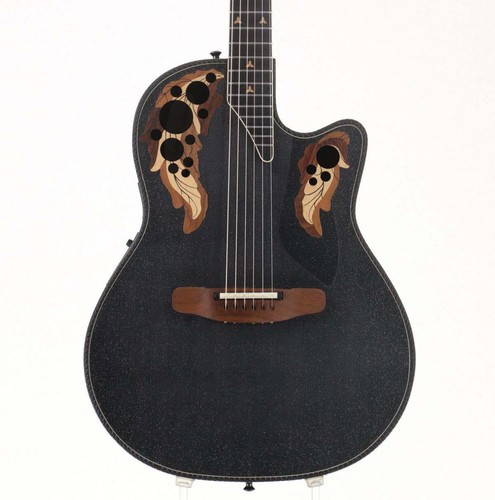 Chitarra acustica usata