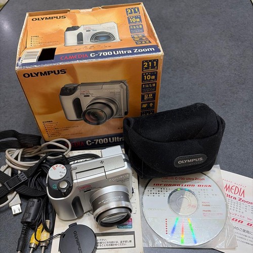 Fotocamera digitale compatta