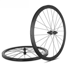 Ruote bici strada ghiaia