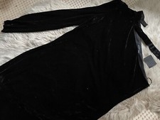 Black one shoulder - one, velvet