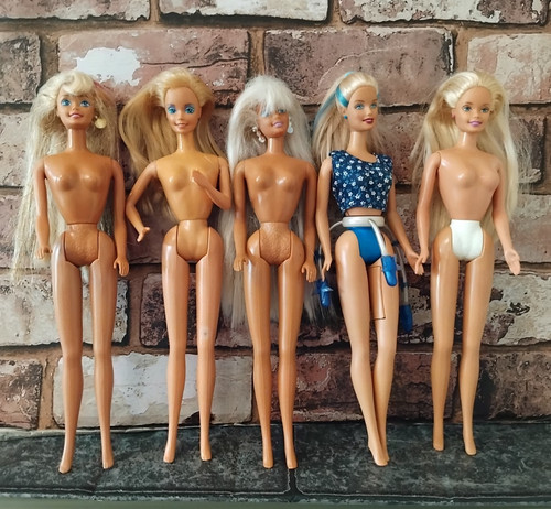 Pacchetto barbie bambola nuda - pacchetto,