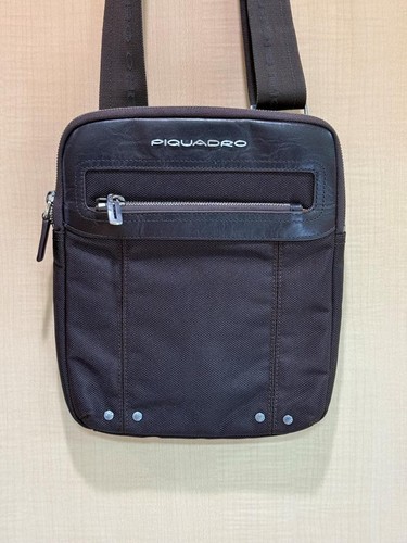 Piquadro gj5440 crossbody - piquadro,