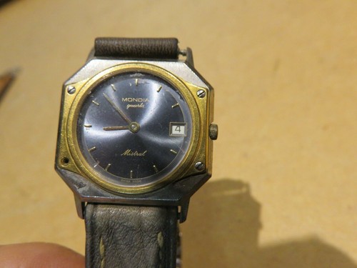 Vecchio orologio polso - orologio,