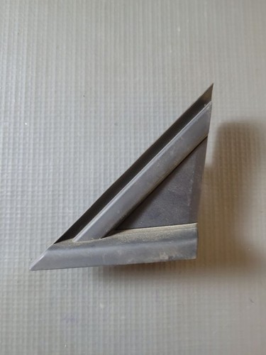 Elemento assetto porta