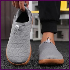 Scarpe minimaliste e unisex a