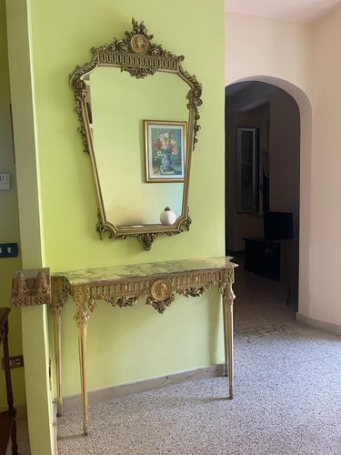 Console entratina con specchio