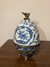 Uovo In Ceramica Royal Family