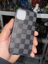 Custodia bumper iPhone Louis