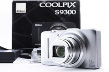 Nikon Coolpix S9300 argento