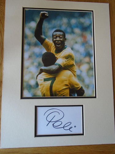 Pele genuine signed authentic - genuine,
