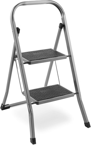 Scala con piedini antiscivolo - scala,