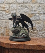 Sideshow toothless statue - toothless,