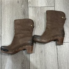 Scarpe stivaletti polpaccio