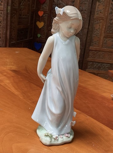 Lladro friend the - lladro,