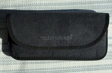 Micromega Custodia Imbottita Occhielli e Occhiali da Sole, Nuova Panno Pulizia Manicotto Microfibra Nero