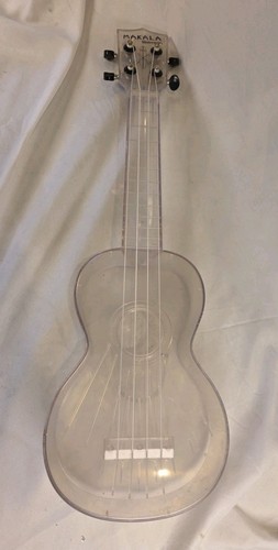 Ukulele trasparente resistente