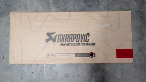 Akrapovic b10e8 collettori - e-b10e8,