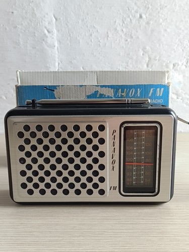 Radiolina portatile vintage - radiolina,