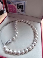 Collana di perle rotonde