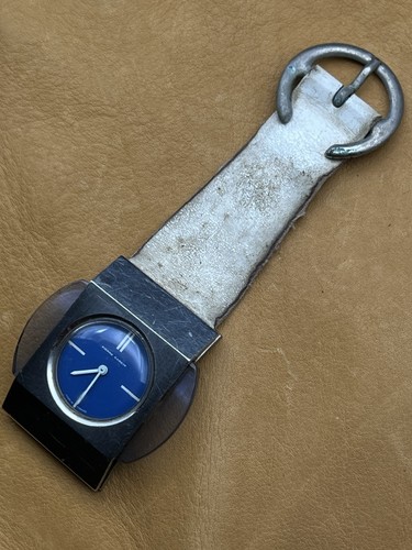Montre vintage pierre cardin - vintage,