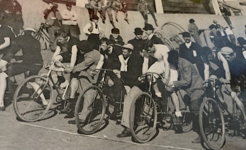 Antica corsa bicicletta - in,