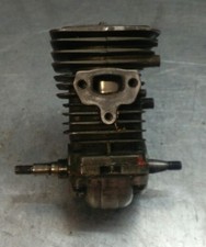 MOTORE COMPLETO DI ALBERO CILINDRO PISTONE PER MOTOSEGA HUSQUARNA 136 USATO