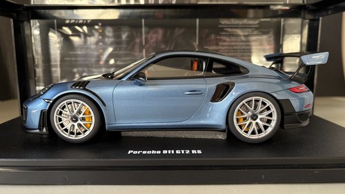 Porsche 911 gt2 - 1:18,