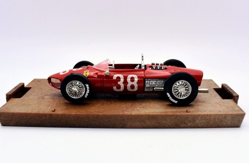 Modellino auto formula f1 - 1,