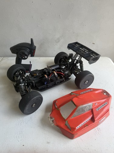 Losi 8ight 4x4 nitro buggy - losi,