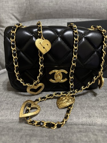 Chanel beauty vip gift bag - gift,