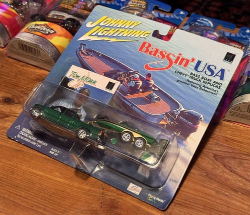 Johnny lightning 2001 chevy - johnny,