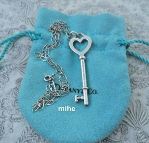 Ciondolo collana chiave cuore