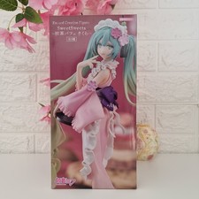 Miku Hatsune Figure Sweet
