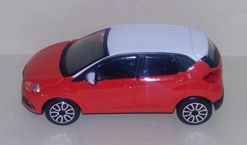 Burago renault captur - renault,