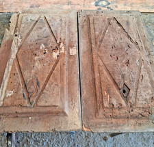 COPPIA DI PANNELLI IN NOCE A ROMBO SEC. XVII VEDI DESCRIZIONE E FOTO