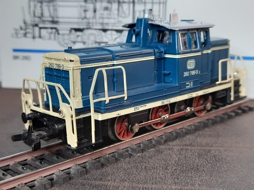 Märklin 3141 locomotiva - h0,