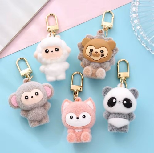 Carino cartone animato peluche