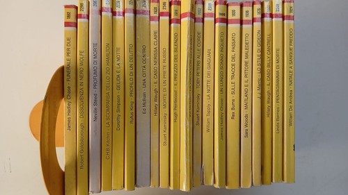 Giallo mondadori lotto 20 - lotto,