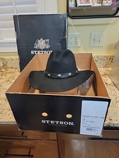 Cappello lungo da cowboy