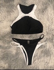 La pole dance in bianco e nero