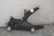 86787- Staffa Supporto Marmitta SYM Joyride 300 Dal 2022 Al 2024