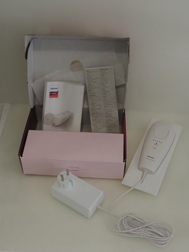 Philips lumea essenteal bri858 - philips,