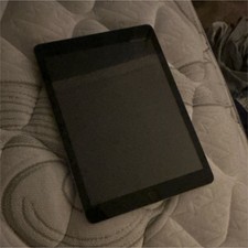 Apple iPad Gray Tablet