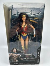 Barbie da collezione Batman v