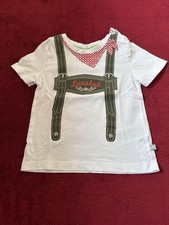 T-shirt costume tradizionale