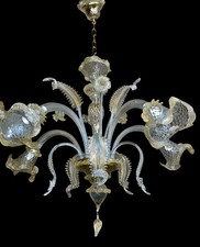 Grande lampadario  bianco