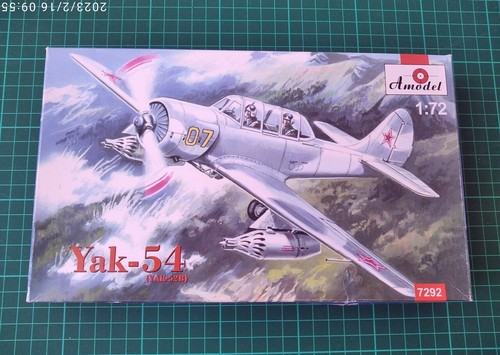 Amodel yakovlev yak - yakovlev, yak-54