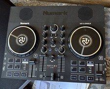 Numark Party Mix Live Built In