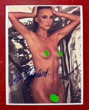 BARBARA BOUCHET FOTO FIRMATA NOTA PER IL 1967 007 SPY SPOOF FILM CASINO ROYALE